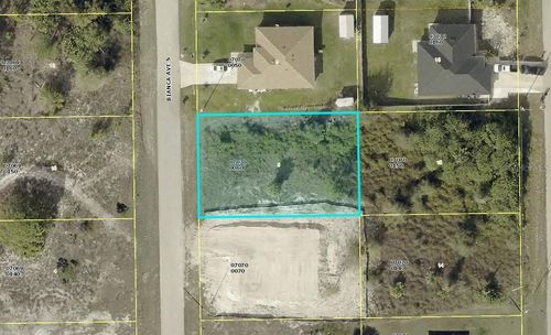 765 Bianca, Lehigh Acres, FL, 33974-2513 | Card Image