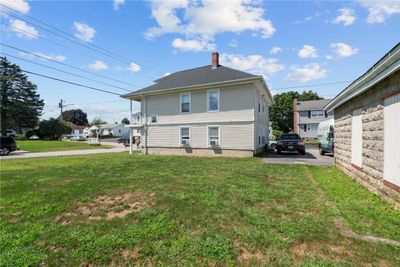 342 Juniper Street, Home with 4 bedrooms, 2 bathrooms and 5 parking in East Providence RI | Image 3