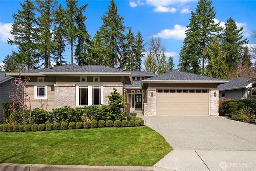23426 Ne 129th Ct, Redmond, WA, 98053-5639 | Card Image