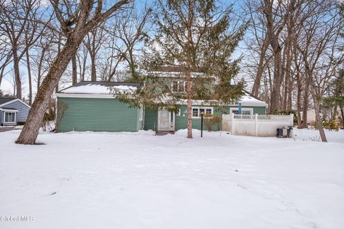 30 Willow Dr, Delmar, NY, 12054-2639 | Card Image