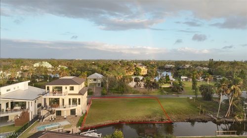 27555 Big Bend Rd, BONITA SPRINGS, FL, 34134-3938 | Card Image