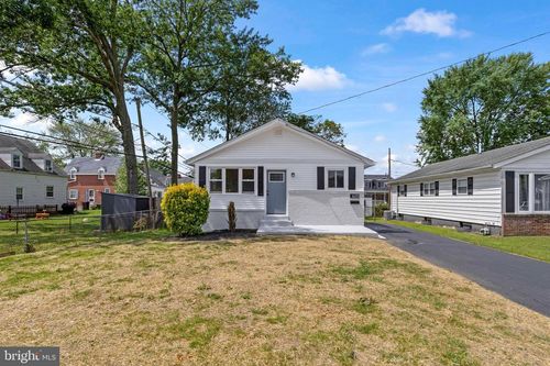 625 Fulmer Cir, SWARTHMORE, PA, 19081-2622 | Card Image
