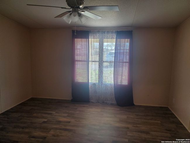 3135 E Fm 476, House other with 3 bedrooms, 2 bathrooms and null parking in Poteet TX | Image 11
