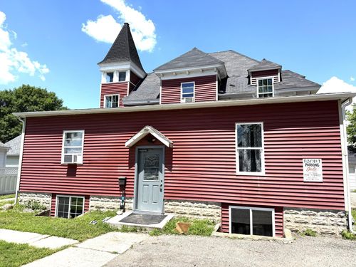 109 E 3rd St, Litchfield, MN, 55355-2157 | Card Image