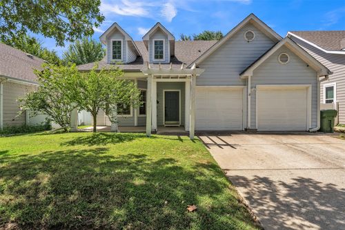 9924 Lexington Dr, Providence Village, TX, 76227-8573 | Card Image