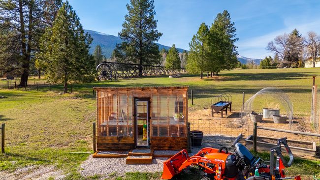 3233 Water Wheel Ln, House other with 3 bedrooms, 3 bathrooms and null parking in Victor MT | Image 34