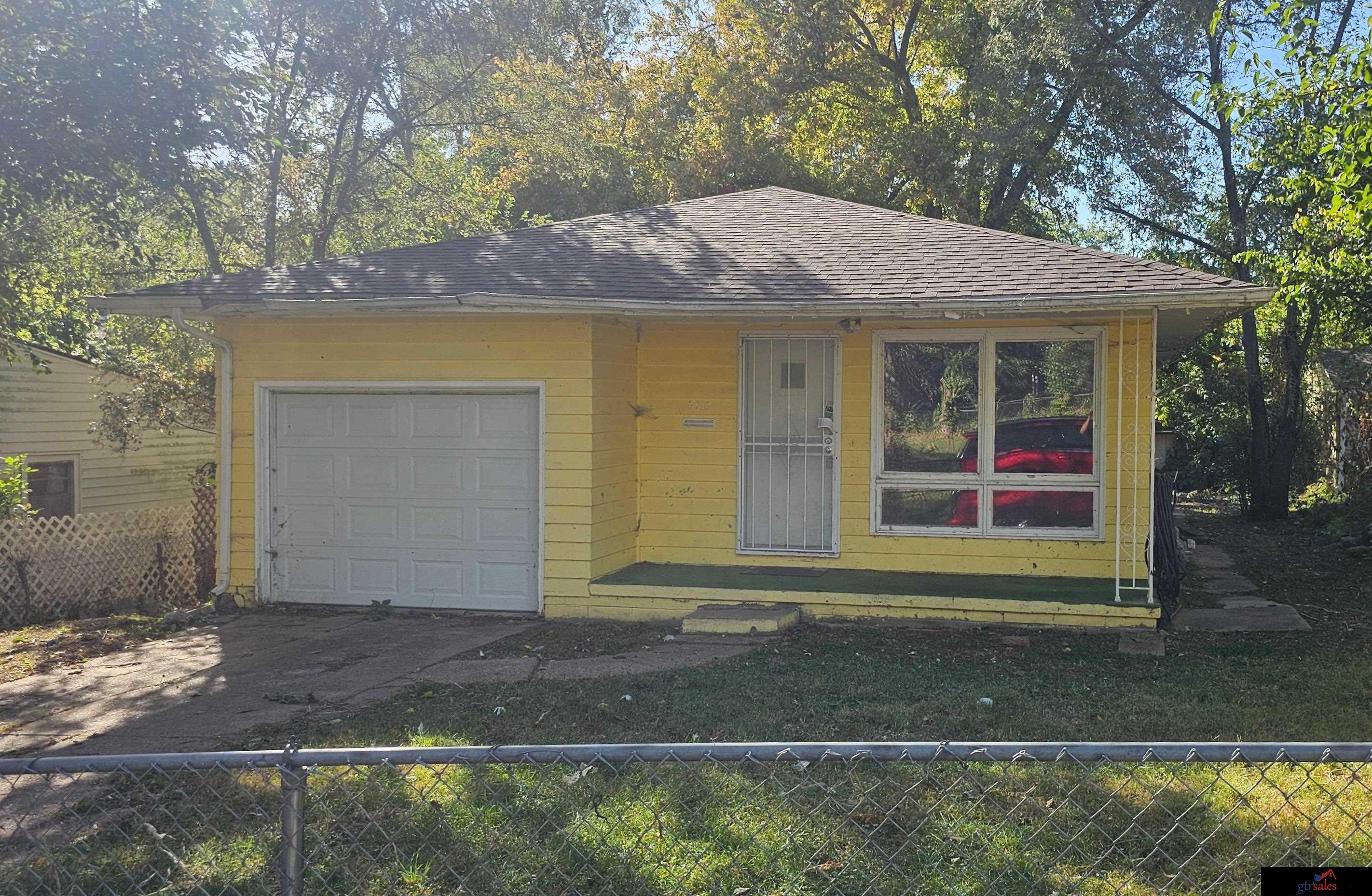 39th St, Omaha, NE 68111