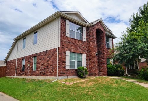 8805 Wayne St, Cross Roads, TX, 76227-8290 | Card Image