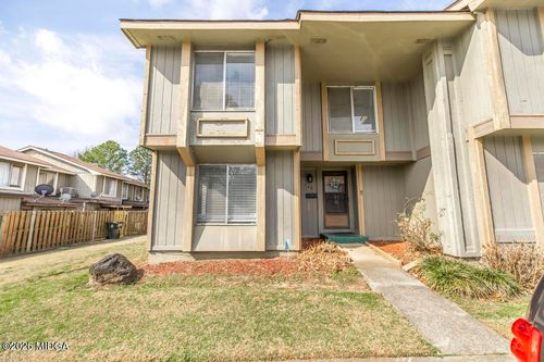 140 Stoneridge Dr, Warner Robins, GA, 31088-8203 | Card Image