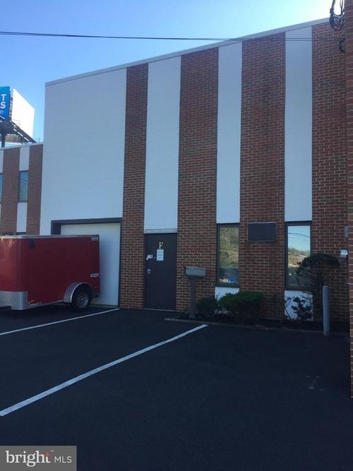 f-1458 County Line Rd, HUNTINGDON VALLEY, PA, 19006-1811 | Card Image