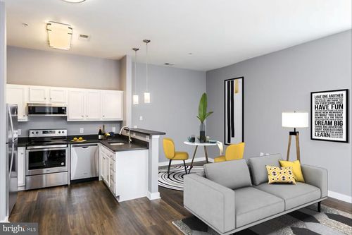 apt-209-301 W Franklin St, BALTIMORE, MD, 21201-4539 | Card Image