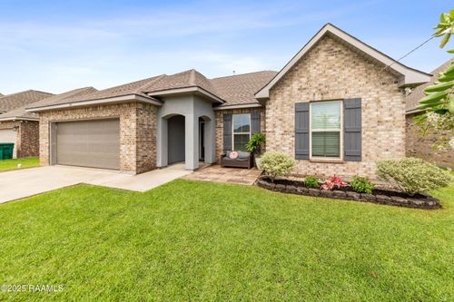 123 Chloe St, Broussard, LA, 70518-5357 | Card Image