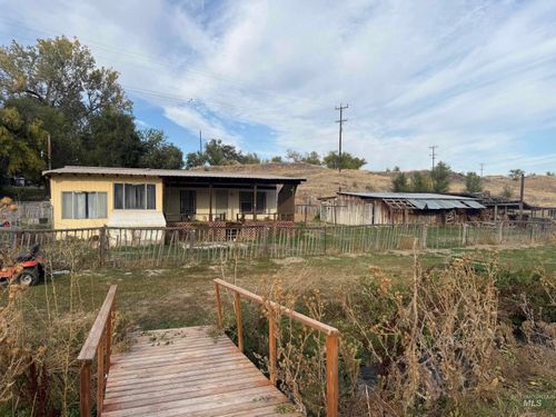 1923 Bench Rd, Vale, OR, 97918-5317 | Card Image