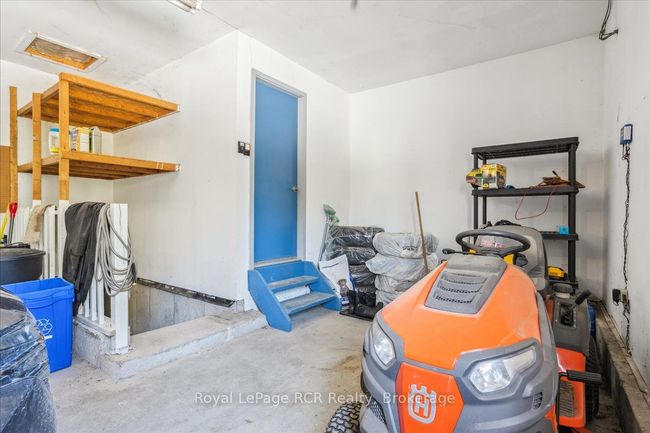 822743 1 Sideroad, House other with 4 bedrooms, 2 bathrooms and 8 parking in Chatsworth ON | Image 32