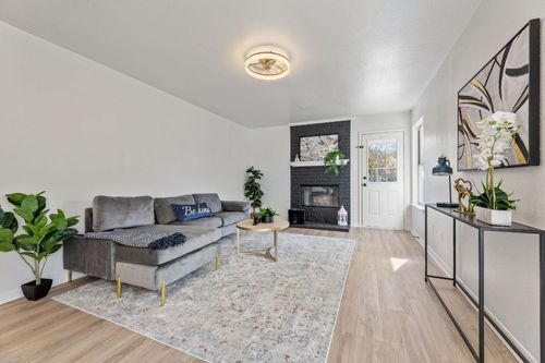 2127 Redwing Way, Round Rock, TX, 78664-7144 | Card Image