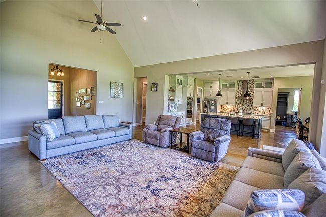 2865 Woodland Ranch Lane, Home with 0 bedrooms, 5 bathrooms and 3 parking in Chappell Hill TX | Image 16