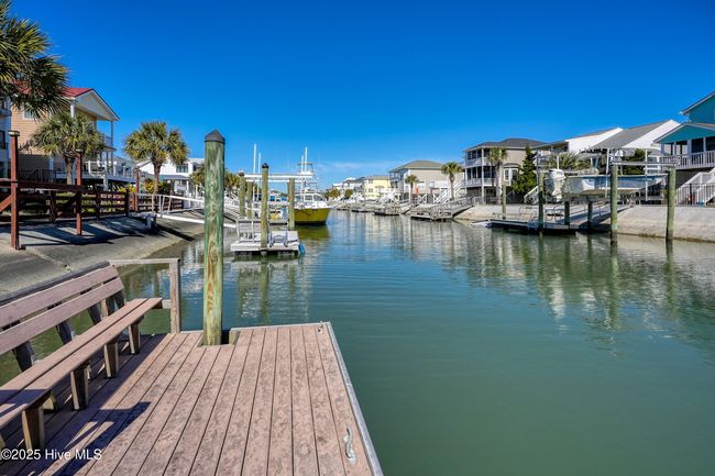 24 Pender St, House other with 5 bedrooms, 5 bathrooms and 1 parking in Ocean Isle Beach NC | Image 37