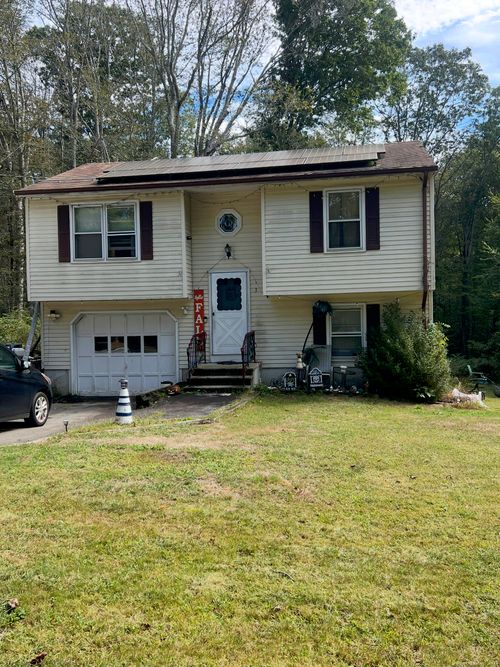 3 Circle Dr, Clinton, CT, 06413-1213 | Card Image
