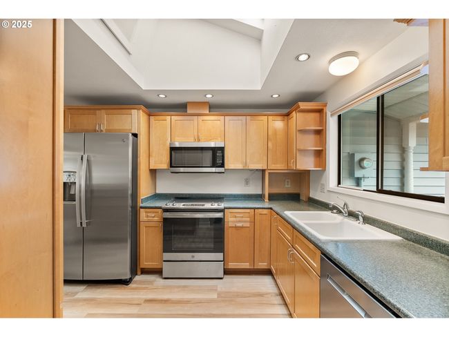Kitchen | Image 14