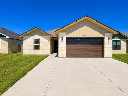 3007 Spirit Ln, San Angelo, TX, 76905-2201 | Card Image
