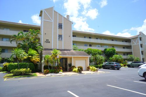 306-7286 Huntington Ln, Delray Beach, FL, 33446-2927 | Card Image