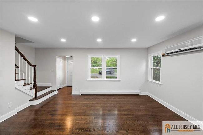 16 Lakeside Dr S, House other with 4 bedrooms, 3 bathrooms and null parking in Piscataway NJ | Image 7
