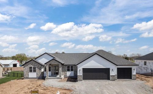 N1340 Meadow Park Drive, Greenville, WI, 54942 | Card Image