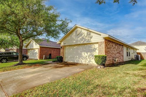 10822 Cane Grove Ln, Houston, TX, 77075-4088 | Card Image
