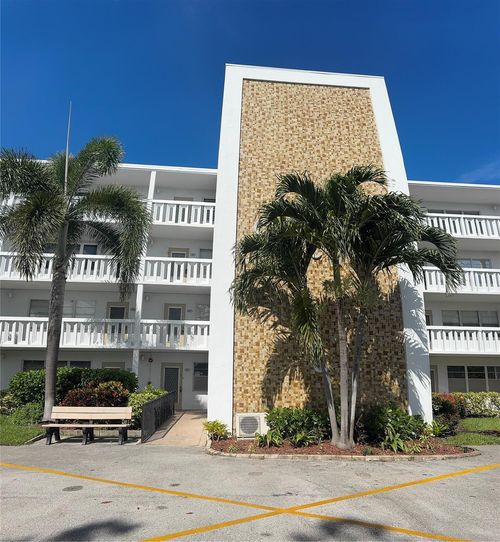 1051-1051 Cambridge C, Deerfield Beach, FL, 33442-3247 | Card Image