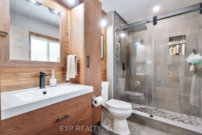 B393 Thorah Concession Rd 2, House other with 2 bedrooms, 1 bathrooms and 8 parking in Brock ON | Image 22