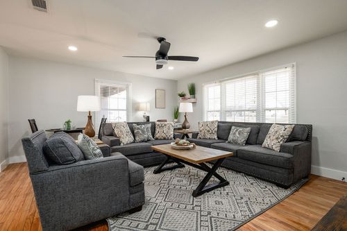 325 League St S, Sulphur Springs, TX, 75482-3834 | Card Image