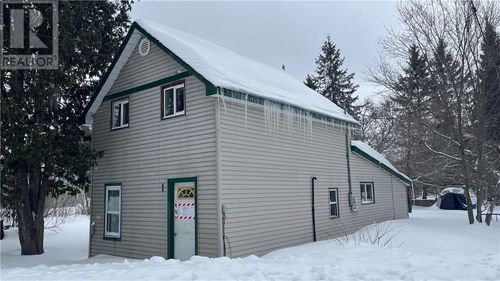 1 Front St, Nairn Centre, ON, P0M2L0 | Card Image