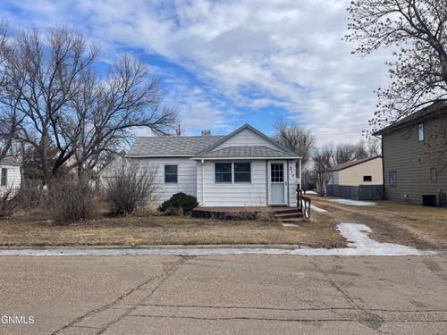 217 S Adams Street, Plentywood, MT, 59254 | Card Image