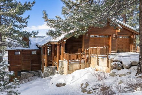 367 Skidder Trl, Truckee, CA, 96161-3932 | Card Image