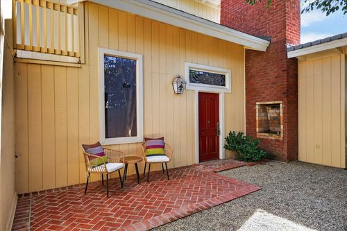 1162 Kingston Ln, Ventura, CA, 93001-4020 | Card Image