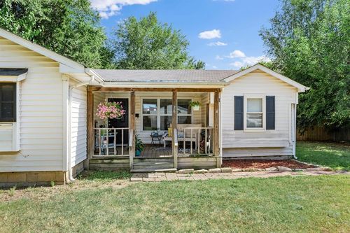 28 E Bowman Ave, Edmond, OK, 73034-3623 | Card Image