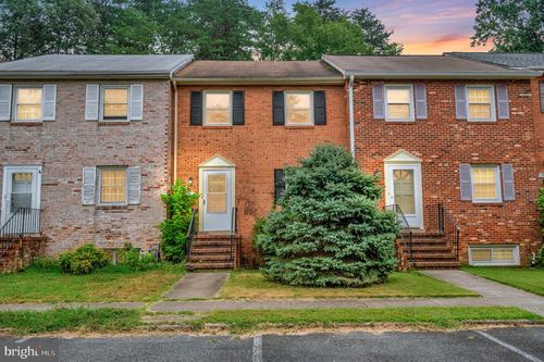 455 Ridgemore St, FREDERICKSBURG, VA, 22405-1927 | Card Image