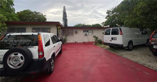 8355 Nw 32nd Ave, Miami, FL, 33147-4080 | Card Image