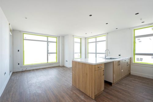 211-6320 Sentinal Dr, Nanaimo, BC, V9V1W4 | Card Image