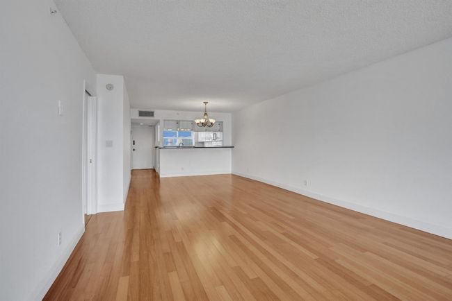 APT-918C - 3300 S Ocean Blvd, Condo with 2 bedrooms, 2 bathrooms and null parking in Highland Beach FL | Image 11