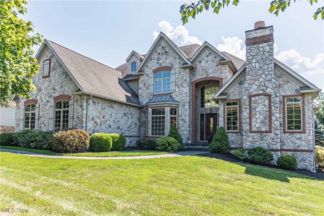 Great Court Cir, Massillon, OH 44646