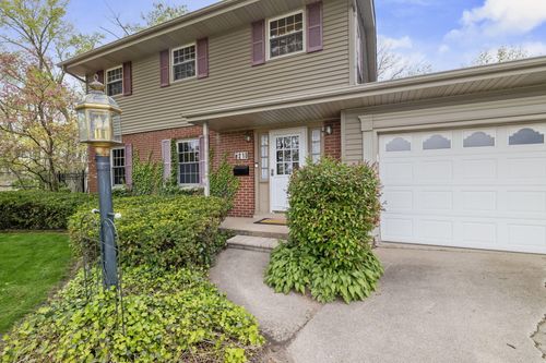 218 W 38th Ct, Griffith, IN, 46319-1525 | Card Image