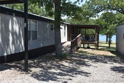 Ramp accessible to property with large deck/porch | Image 3