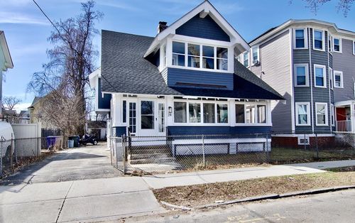 28 Bristol St, Springfield, MA, 01109-2801 | Card Image