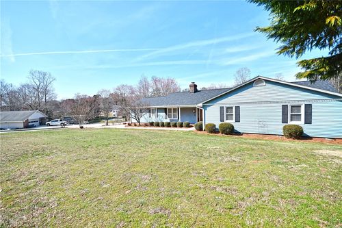 201 Buckingham Rd, Easley, SC, 29640-1359 | Card Image