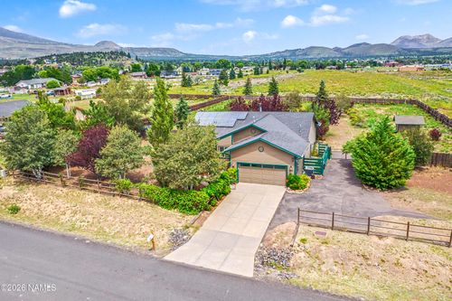 11005 Henry Dr, Flagstaff, AZ, 86004-3016 | Card Image