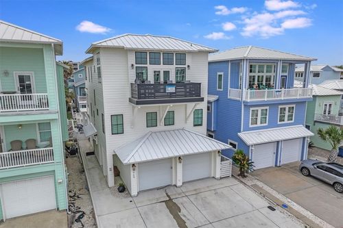 969 Banyan Beach Dr, Port Aransas, TX, 78373-5902 | Card Image