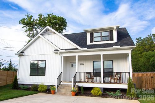 202 Southern Charm Rd, Arden, NC, 28704-2030 | Card Image