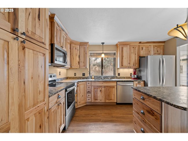 1524 Sw 44 Th St, House other with 4 bedrooms, 3 bathrooms and 2 parking in Pendleton OR | Image 14