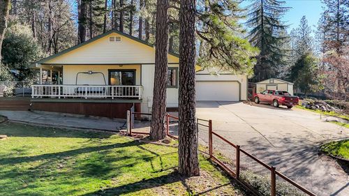 11385 Francis Drive, Grass Valley, CA, 95949 | Card Image